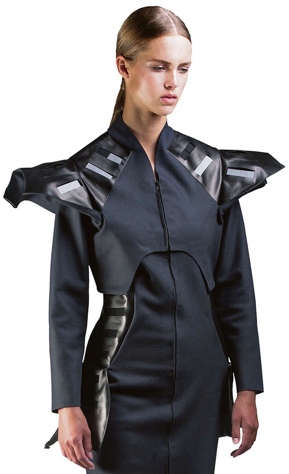 Smartphone Opladen Via Jas En Jurk Met Ingebouwde Zonnepanelen Nrc