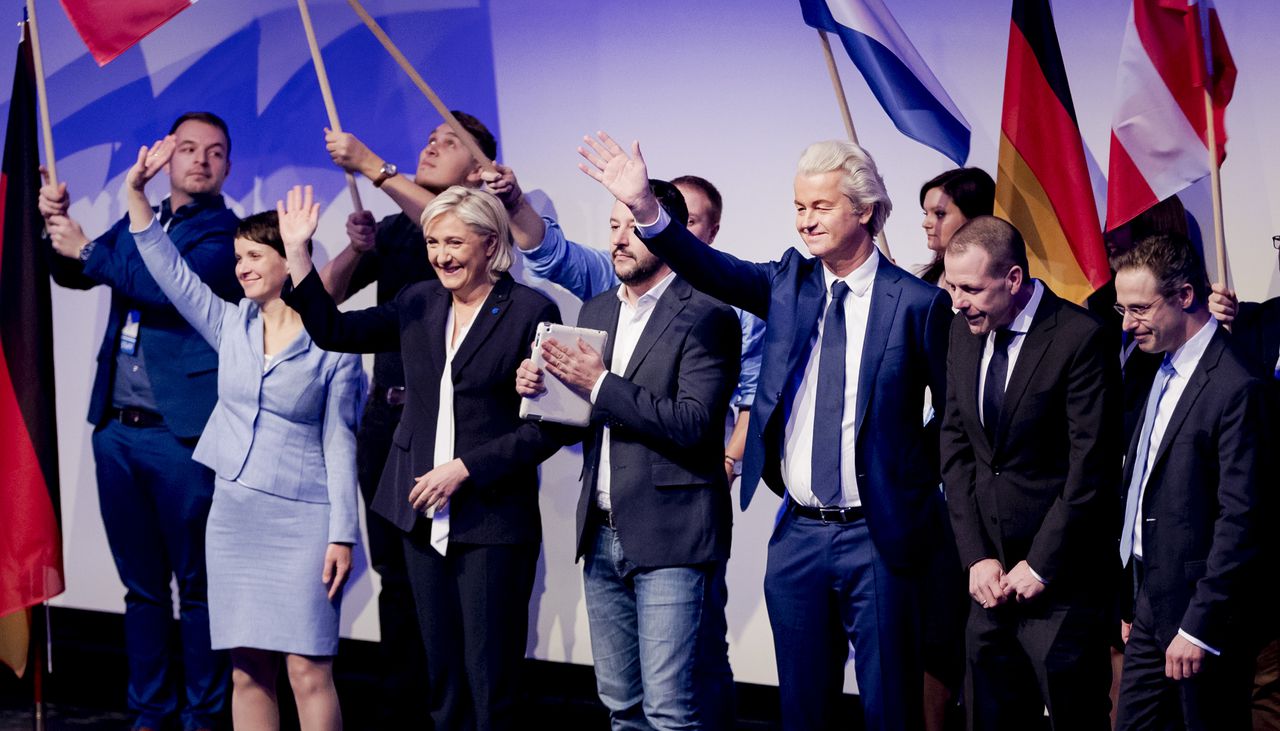 Geert Wilders en Marine Le Pen woonden in januari 2017 een conferentie bij van rechts-populistische partijen uit het Europees Parlement in de Rhein-Mosel-Halle.