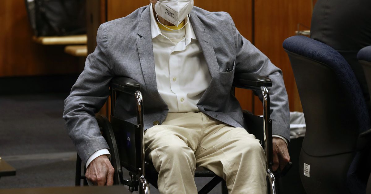 Een grote engerd. ‘Seriemoordenaar Robert Durst zou Susan Berman hebben vermoord omdat ze de politie wilde vertellen wat ze wist over de moord op Dursts vrouw in 1982.'. #RobertDurst