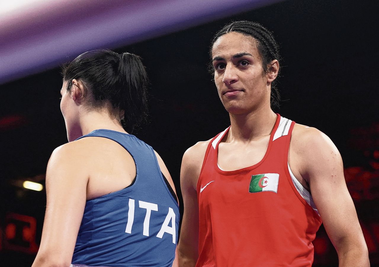 Gevoelige discussie laait op over de vraag of Imane Khelif een vrouw is na korte bokswedstrijd 