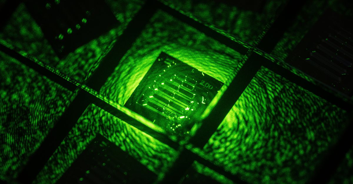 Chips die met licht werken zijn ‘redelijk dom’, maar toch zullen ze ooit een essentiële rol krijgen
