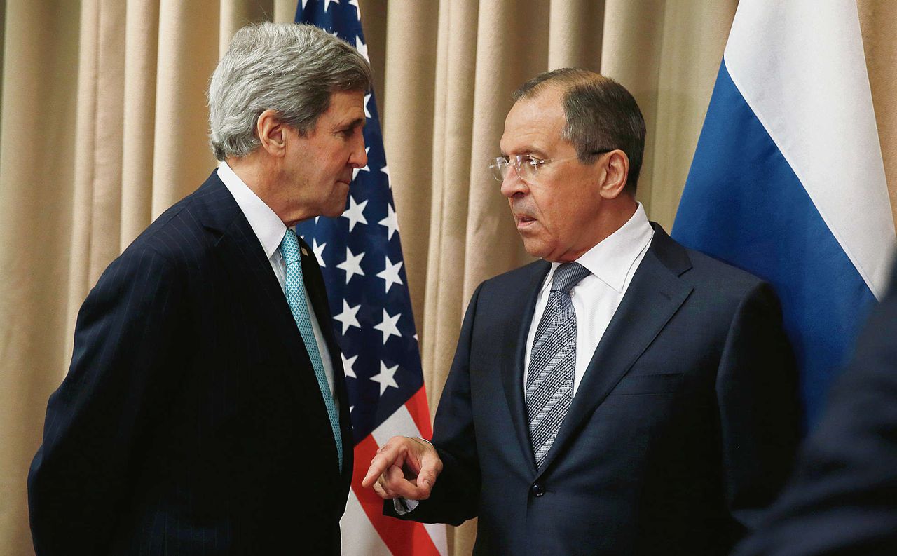 VS-minister Kerry vandaag in Genève met Russische collegaLavrov (rechts).