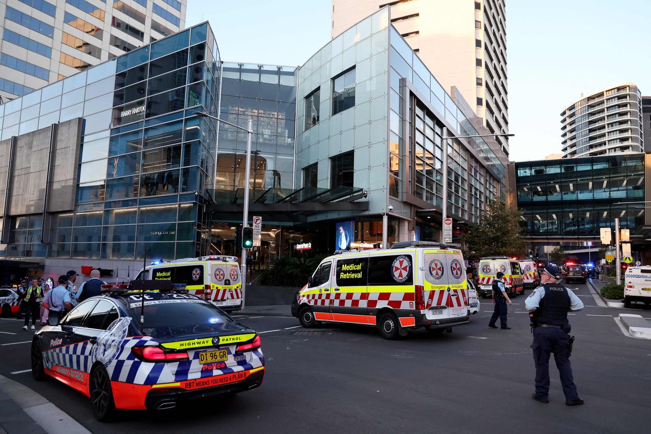 Meerdere doden bij steekpartij in winkelcentrum bij Sydney 