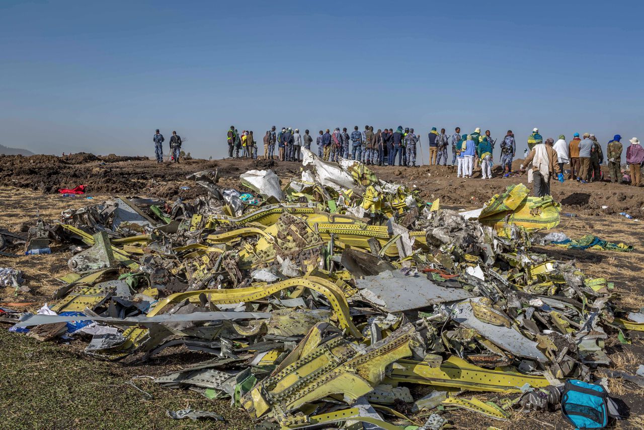 Brokstukken van de 737 MAX die in maart neerstortte ten zuiden van de Ethiopische hoofdstad Addis Abeba.
