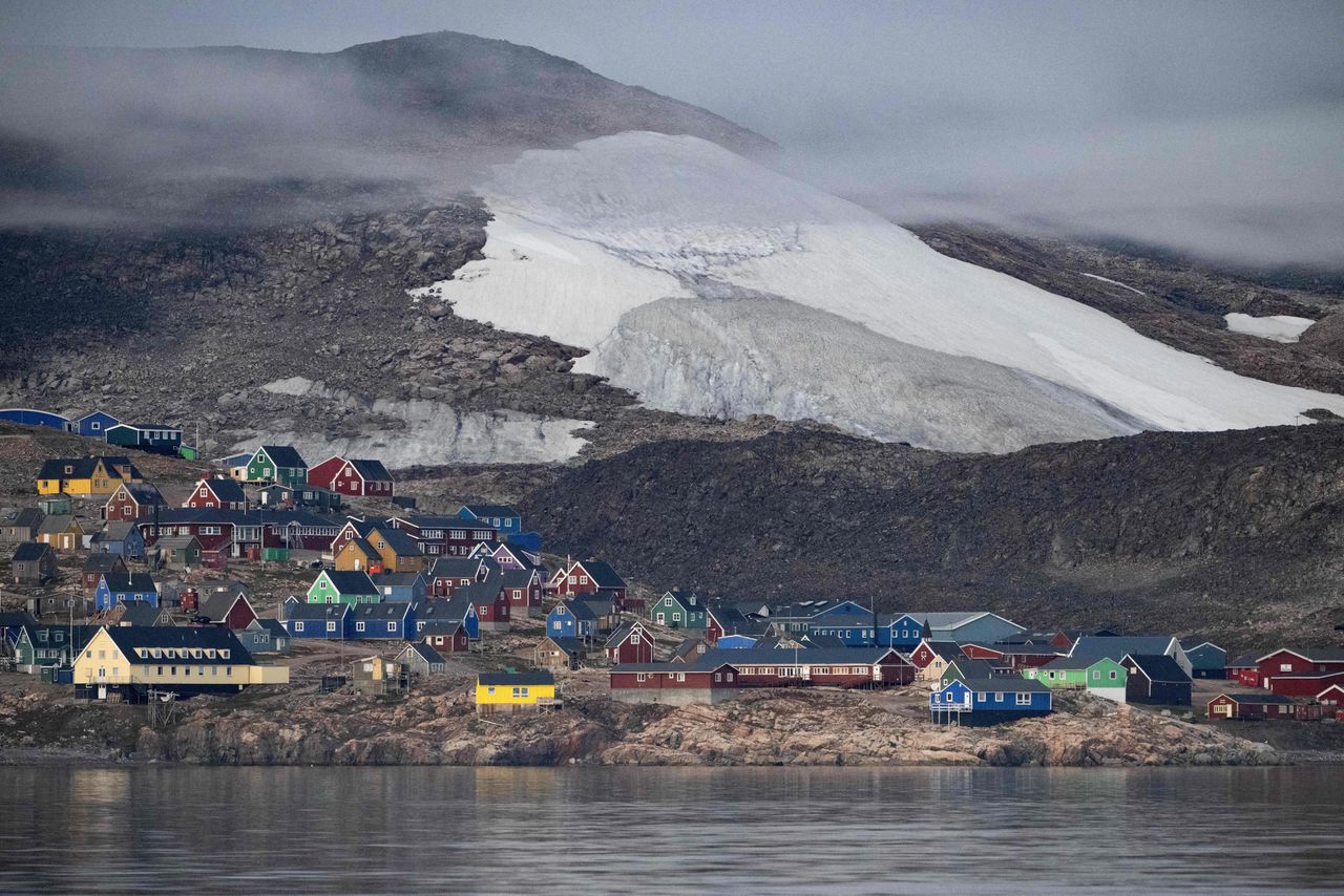 US firm's Greenland oil bid faces government rejection as 'Arctic stunt'