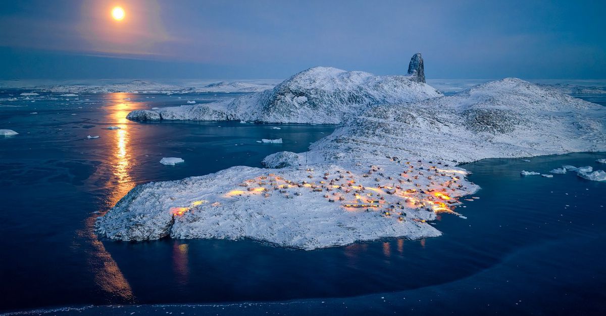 Waarom lijkt Groenland op de kaart zo gigantisch?