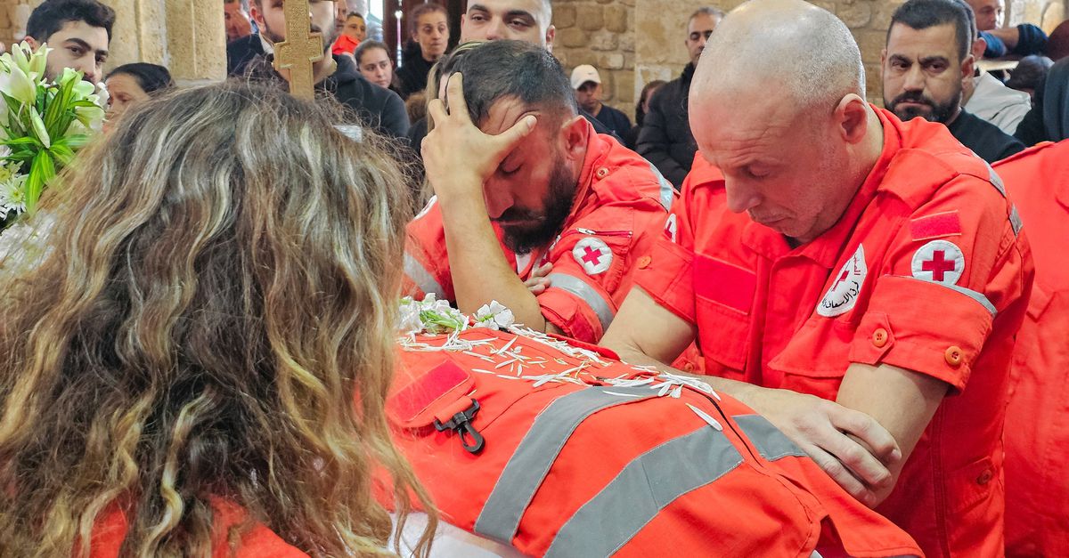 En weer bombardeert Israël zorgverleners: het draaiboek van Gaza wordt nu ook in Libanon gevolgd