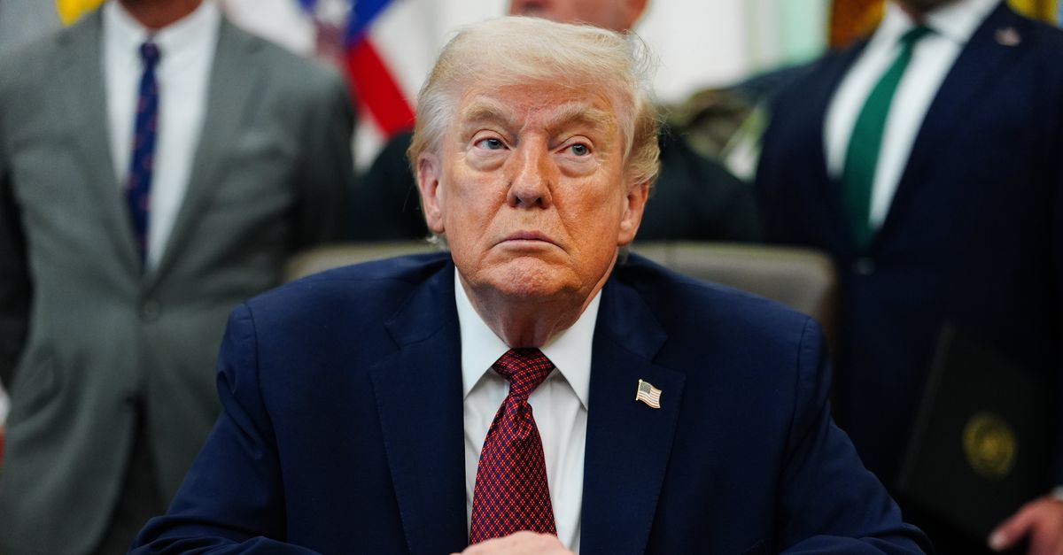 ‘Honderden AI-gegenereerde nep-influencers promoten Trump op sociale ...