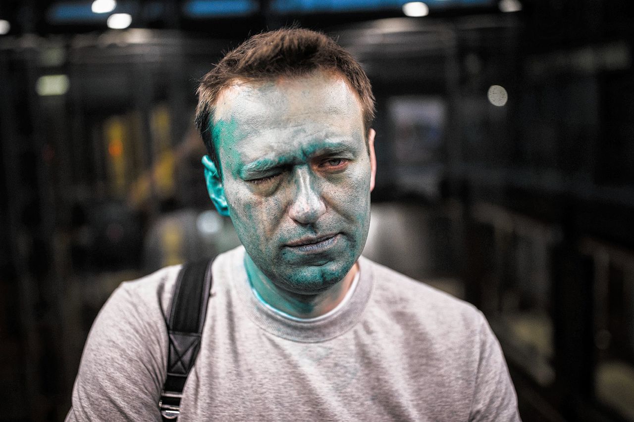 Navalny strijdbaar na aanval - NRC