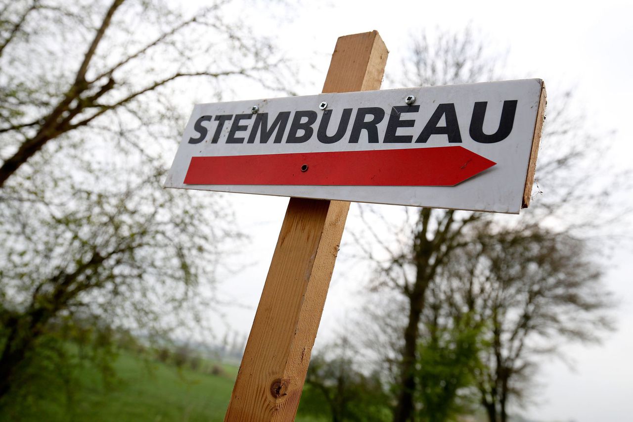 Mag je dronken naar het stembureau? En nog 13 vragen over het stemmen 