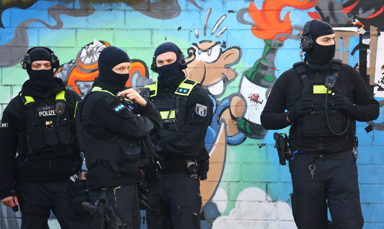 Duitse politie arresteert twee mannen tijdens zoektocht naar voortvluchtige RAF-leden 