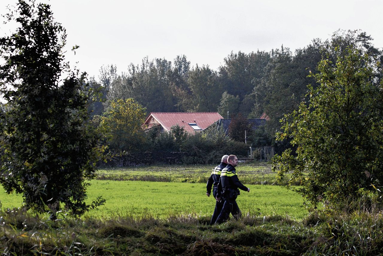 De boerderij waar het gezin uit Ruinerwold in oktober ontdekt werd.