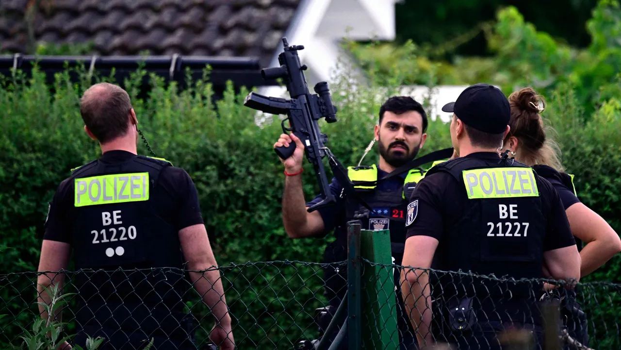 Image for Verdachte van aanslag tijdens Pride in Berlijn neergeschoten door politie en omgekomen