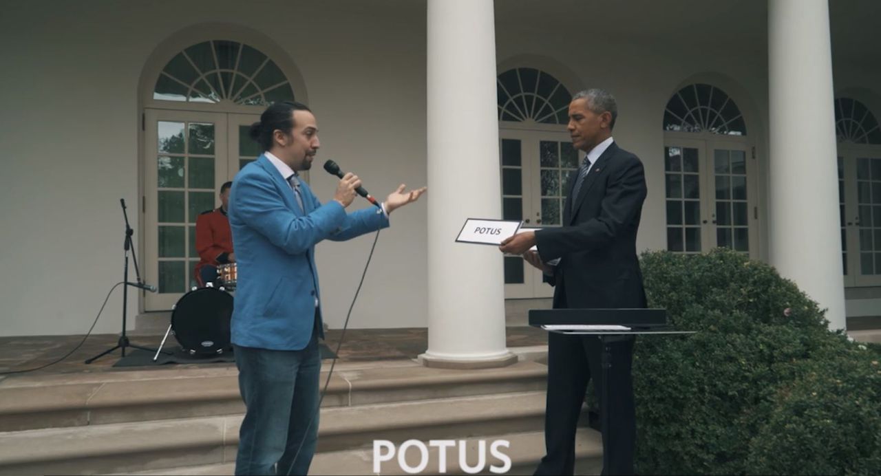 Freestyle rappen met Obama: “All right. Drop the beat” 