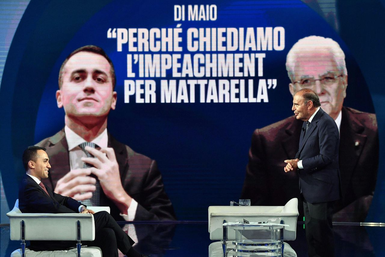 Het regent doodsbedreigingen tegen Italiaanse president Mattarella 