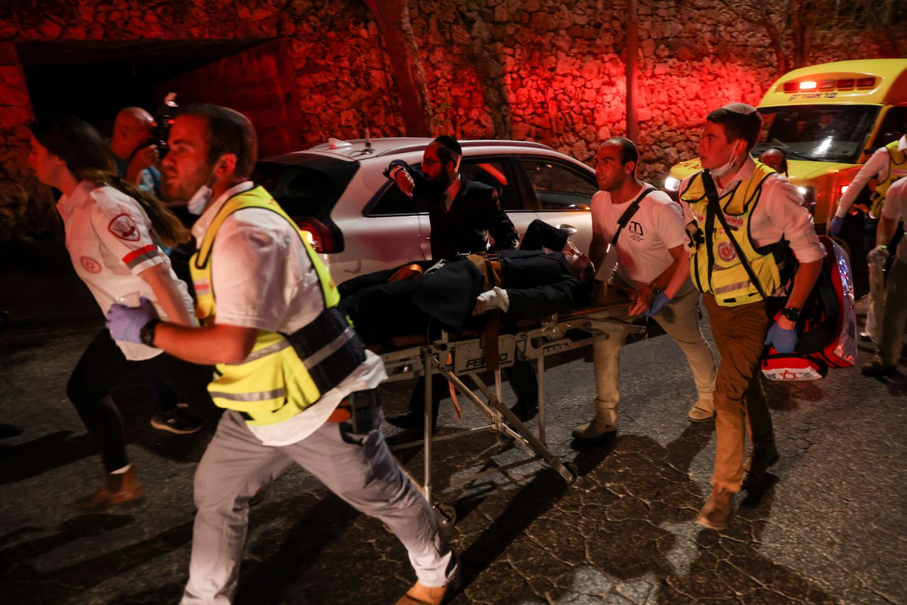 Twee doden na instorten deel synagoge Westelijke Jordaanoever 