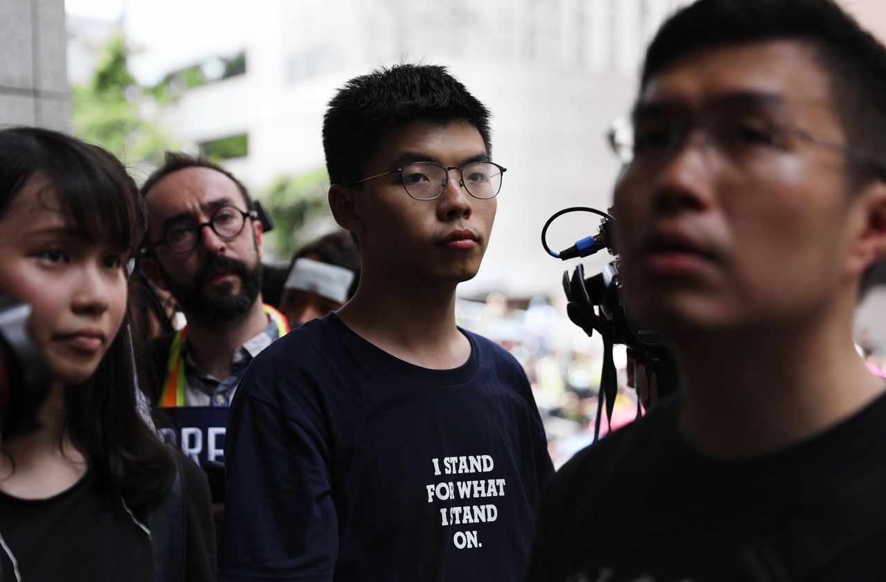 Joshua Wong tijdens een demonstratie in Hongkong, eerder dit jaar.