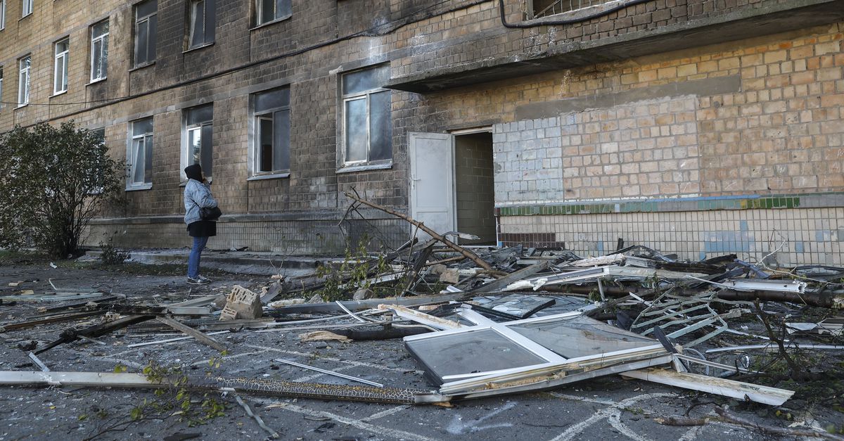 Russian Drone Attacks Hit School and Major Bridge in Kyiv