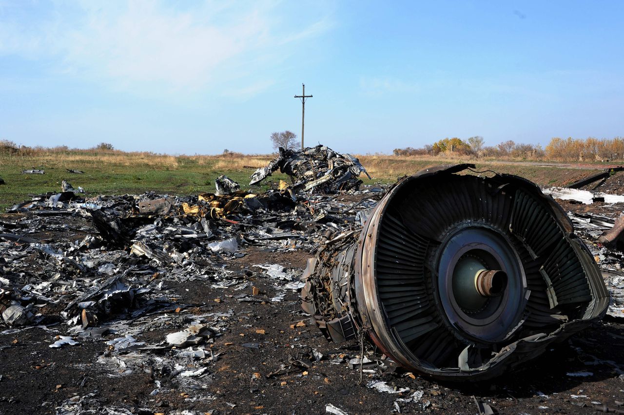 Wrakstukken van het boven Oekraïne neergehaalde toestel MH17. Rondom MH17 kwam er veel Russische desinformatie naar buiten.