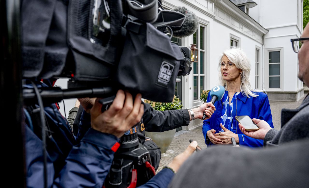 Huurbevriezing voor sociale huurwoningen niet voor particulieren, ’te ingewikkeld’, zegt minister Keijzer