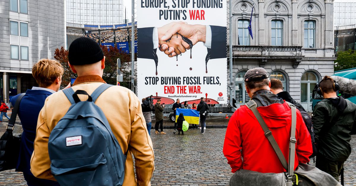 Европа не может договориться о потолке цен на российскую нефть