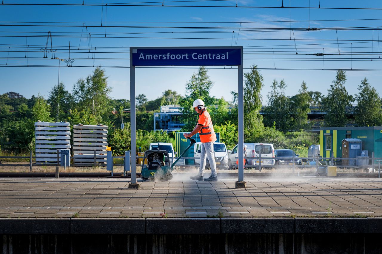 Gelaten ondergaat Amersfoort de wekenlange afsluiting van het station 