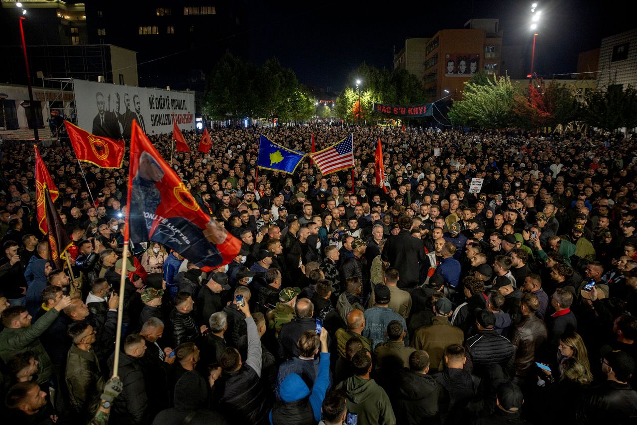Parlement Kosovo kiest president en doorbreekt politieke impasse