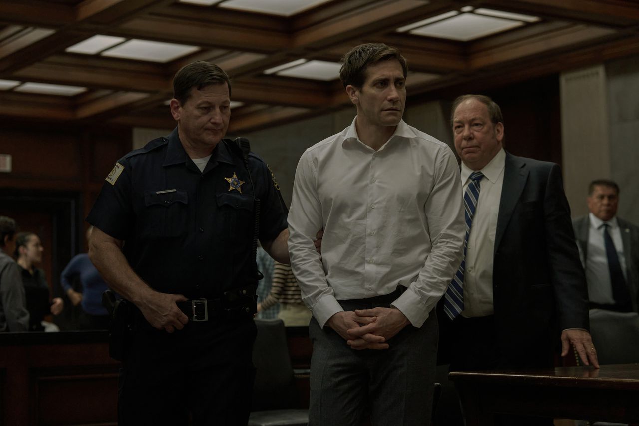 Jake Gyllenhaal tilt juridische thriller ‘Presumed Innocent’ naar hoger plan 