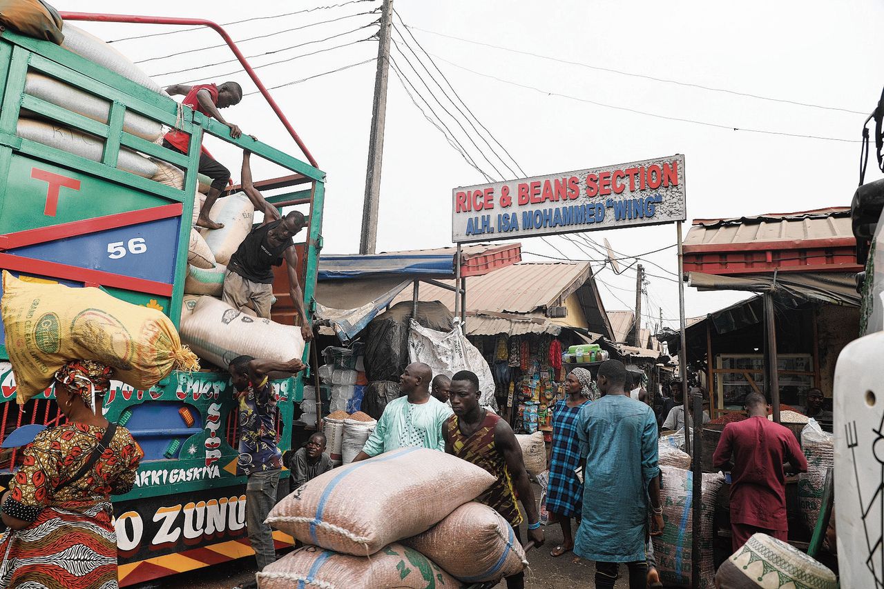 Honger drijft Nigerianen tot wanhoop. ‘We hebben genoeg geleden’ 