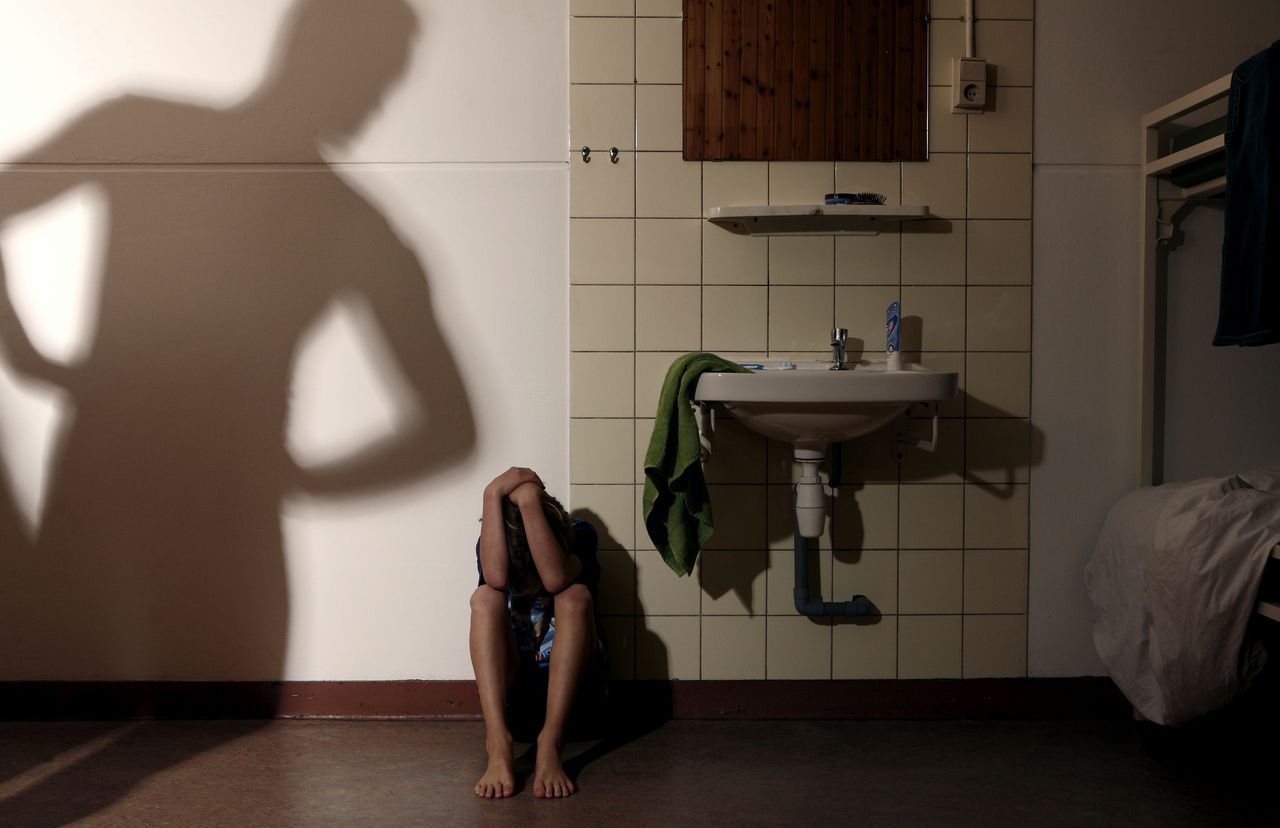 Nederlands-Marokkaanse jongens drie keer zo vaak mishandeld door ouders