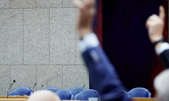Tweede Kamer wil van Rutte en anderen weten: hoe kon het fraudebeleid zó ontsporen?