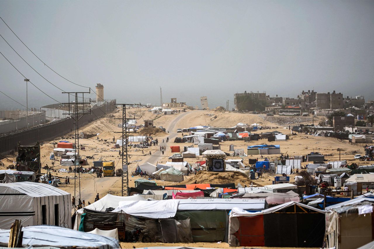 Groeiende internationale kritiek op ‘gedwongen ontheemding’ en dreigende Israëlische inval in Rafah 