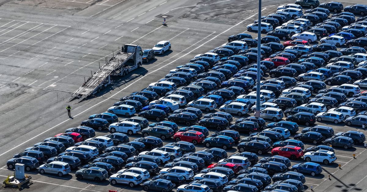 Europese autofabrikanten halen ‘onhaalbare’ uitstootdoelen wel – toch kregen ze uitstel