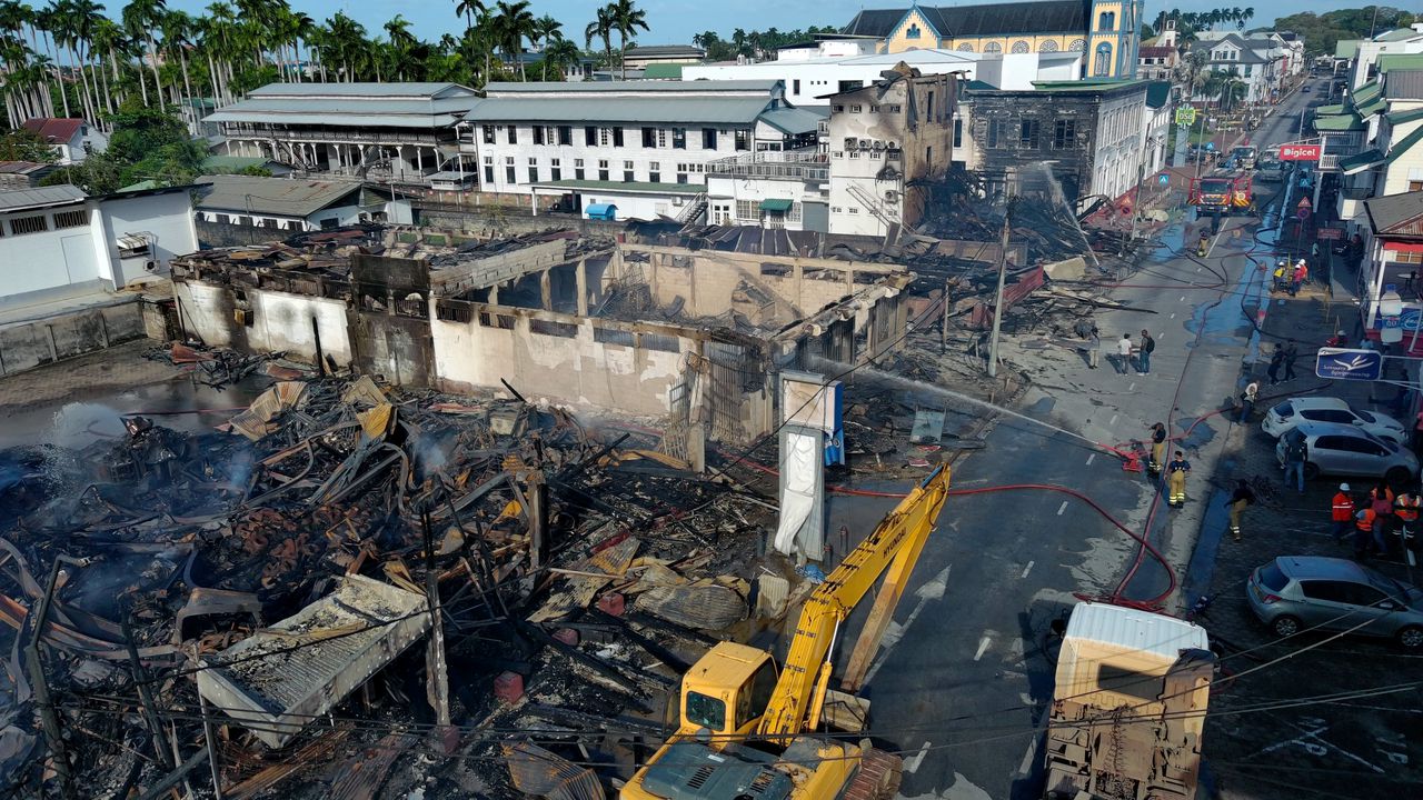 After a heavy fire in the Historisch Centrum Paramaribo, residents ask for protection of heritage