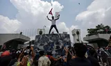 Demonstration at the entrance to the Nepalese parliament against the government's decision to restrict social media in the country. Photo Navesh Chitrakar/Reuters  