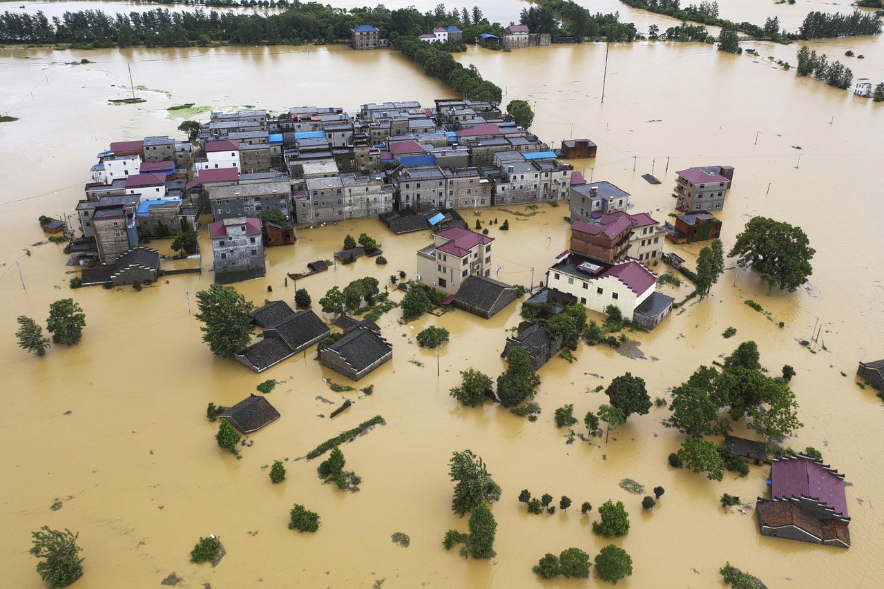 Groot Alarm In China Wegens Overstromingen Nrc