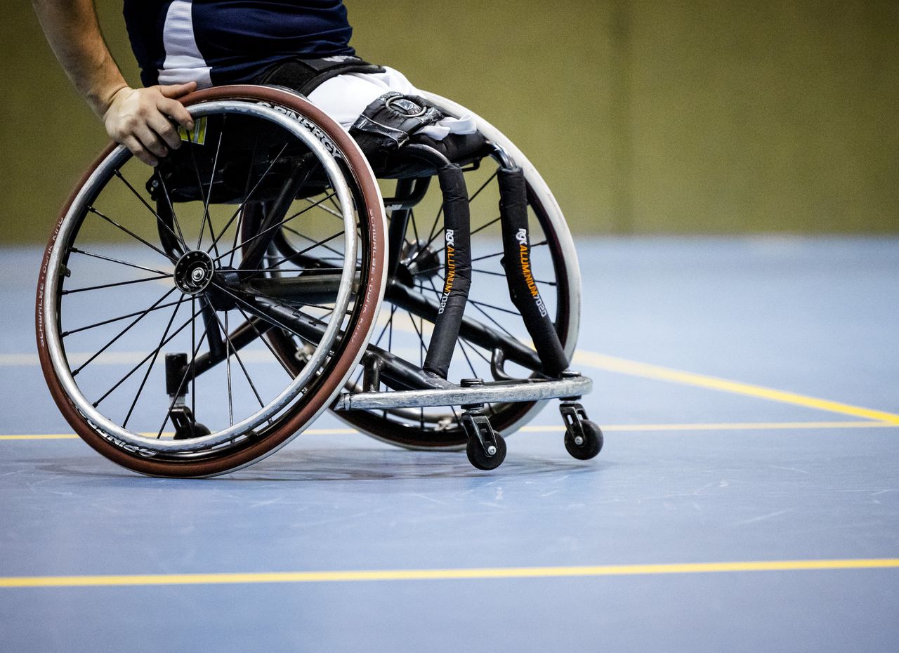 Kamer debatteert over ‘versnipperd’ gehandicaptenbeleid: ‘Als je het niet ervaart, sta je er niet bij stil’  