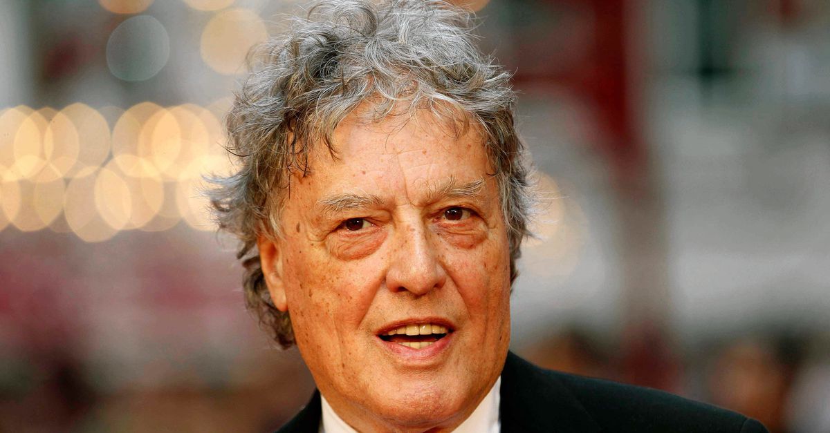 Vooraanstaande Britse toneelschrijver Tom Stoppard (88) maakte taalvirtuoos theater, met filosofische inslag