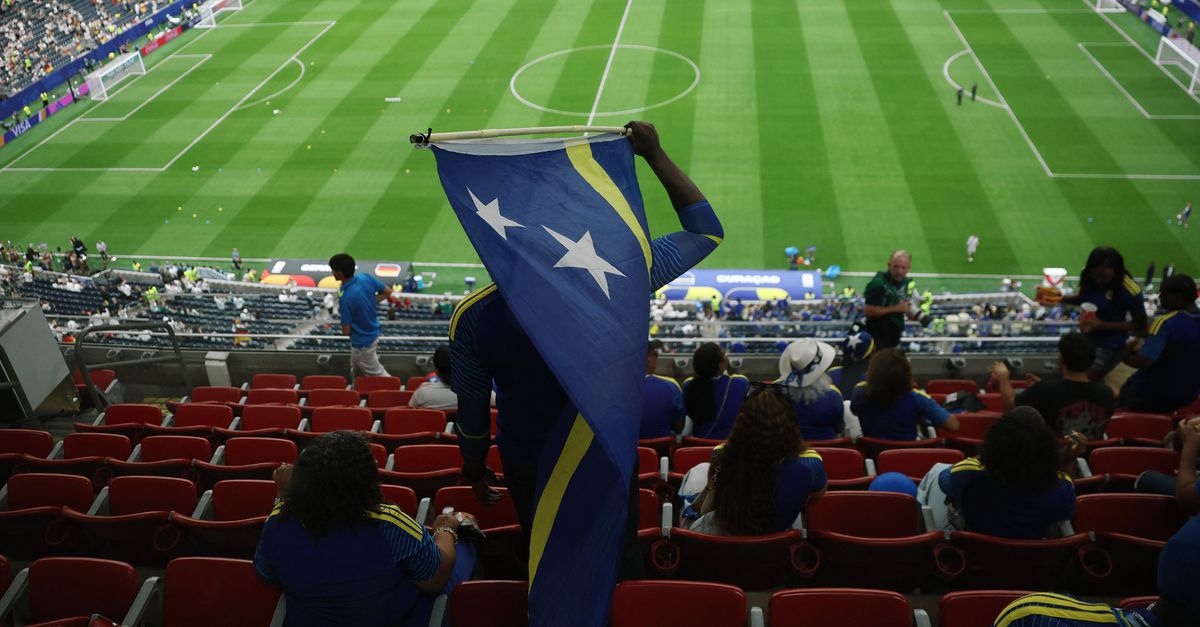‘Door hier te zijn, hebben wel al gewonnen’, zegt fan Curaçao in Houston