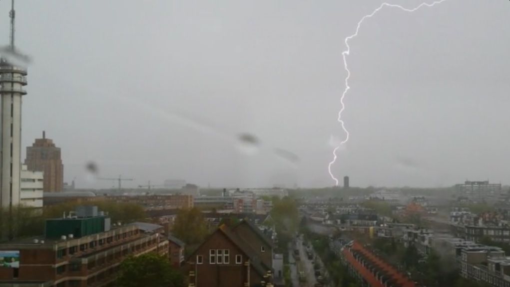 Twee doden door blikseminslag Amersfoort