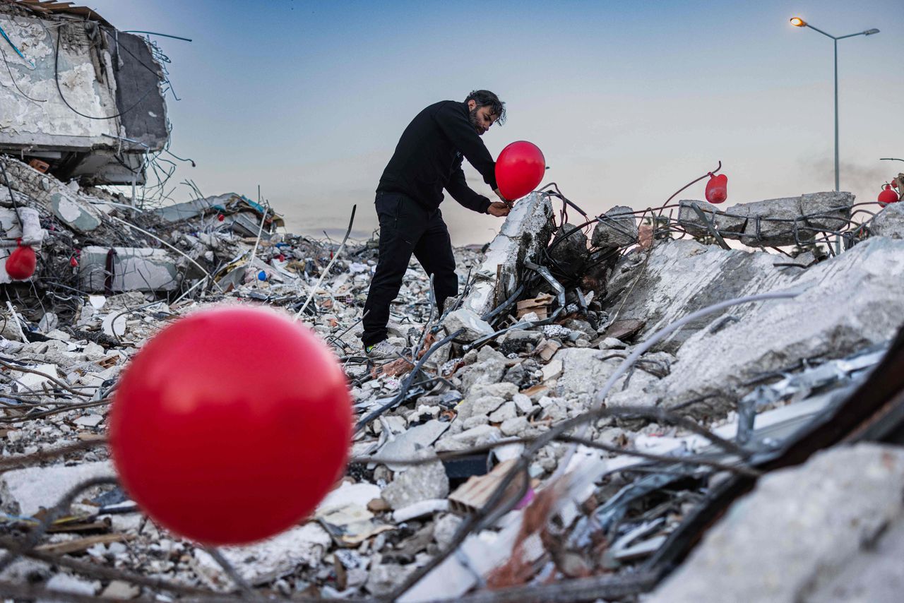 Dodental aardbevingen Turkije en Syrië loopt op tot meer dan 50.000 