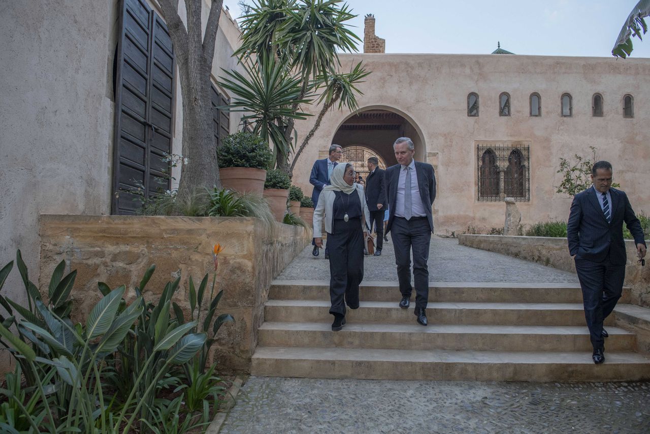 Staatssecretaris Van der Burg na jarenlange ruzie weer welkom in Marokko, praat over terugkeer asielzoekers 