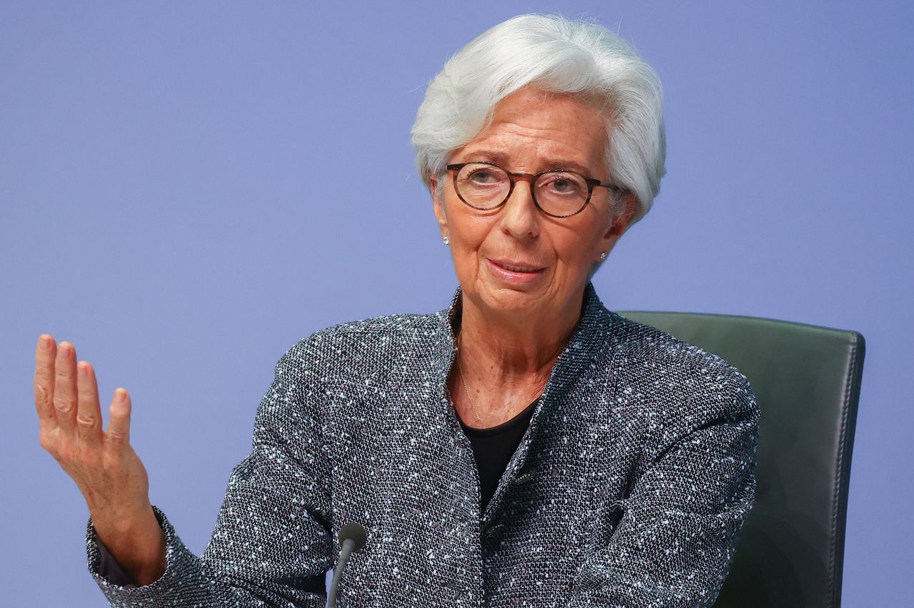 President van de Europese Centrale Bank Christine Lagarde tijdens de persconferentie donderdagmiddag waarin ze verregaande aankondigde om hulp te verlenen aan banken.