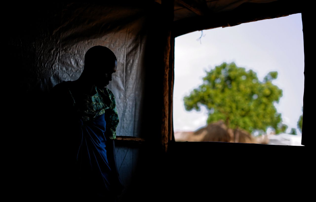 Deze Zuid-Soedanese 32-jarige moeder werd verkracht door een groep soldaten. Ze verblijft nu in een vrouwencentrum dat zich richt op geslachtsgerelateerd geweld.