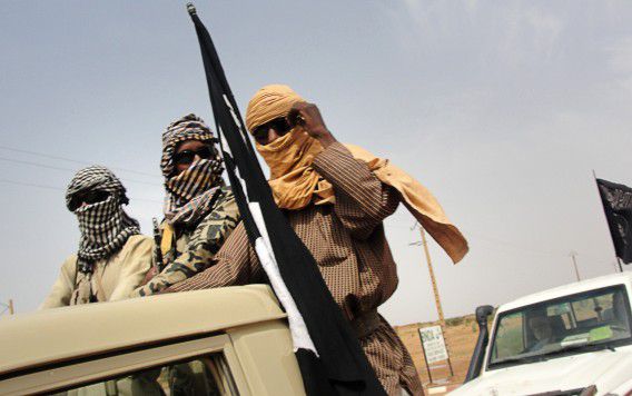 Strijders van de islamitische organisatie Mujao, een van de gewapende groepen in de regio Mali.