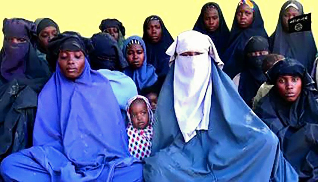Leger bevrijdt door Boko Haram ontvoerde schoolmeisjes 
