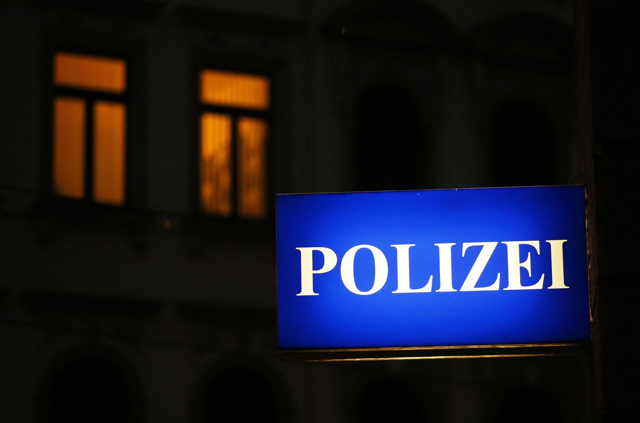 De politie in Duitsland denkt niet dat anderen betrokken waren bij de dood van het drietal.