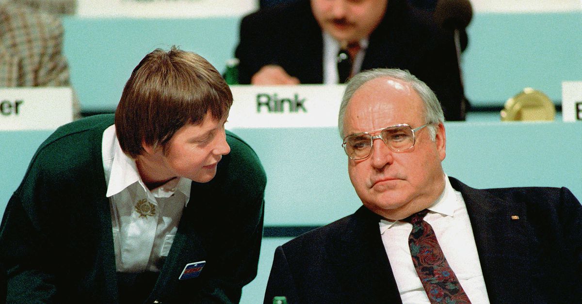 Helmut Kohl rekent af met zijn verraders - NRC