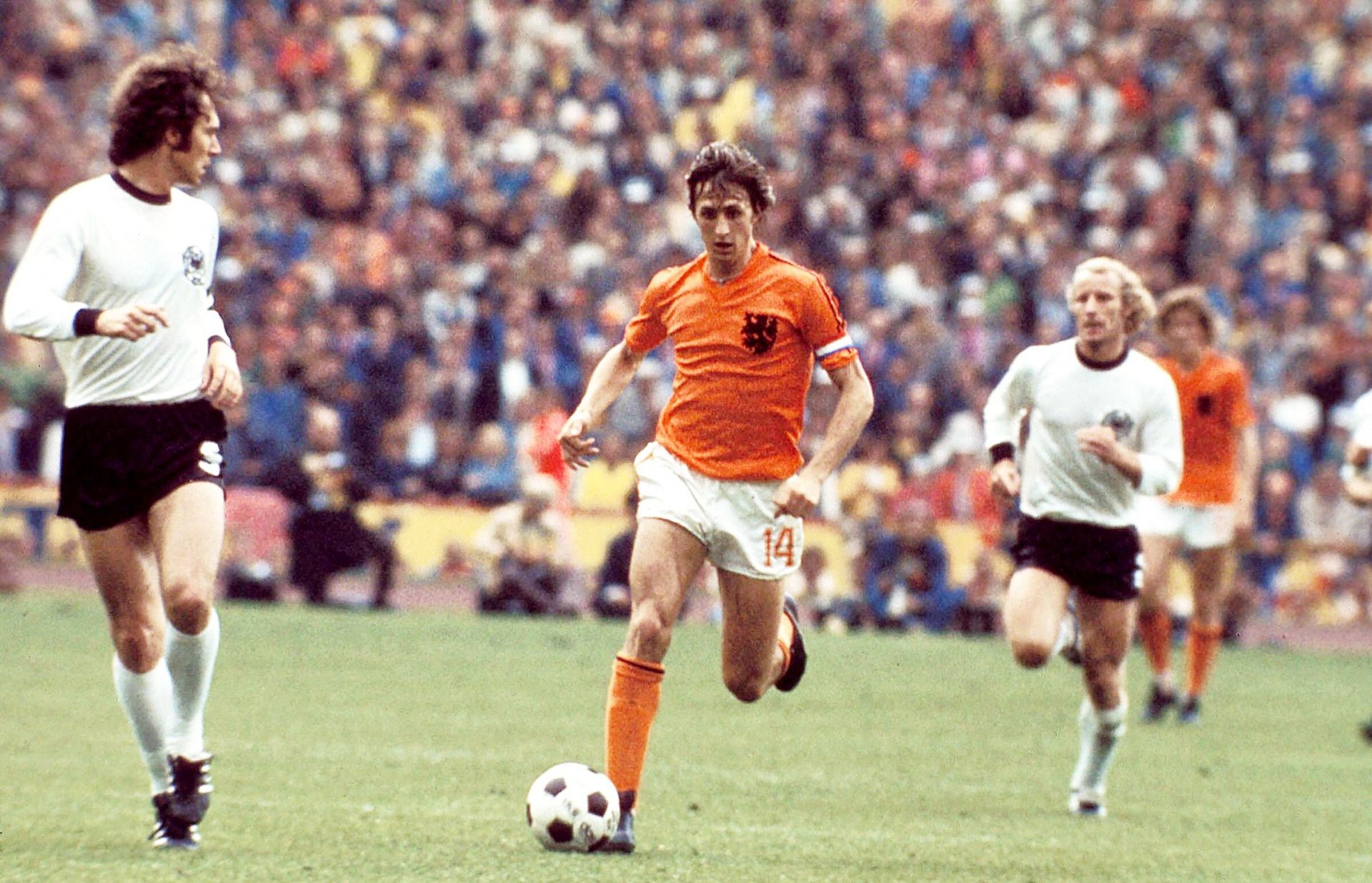 Rip Johan Cruyff - Bodybuilding.com Forums