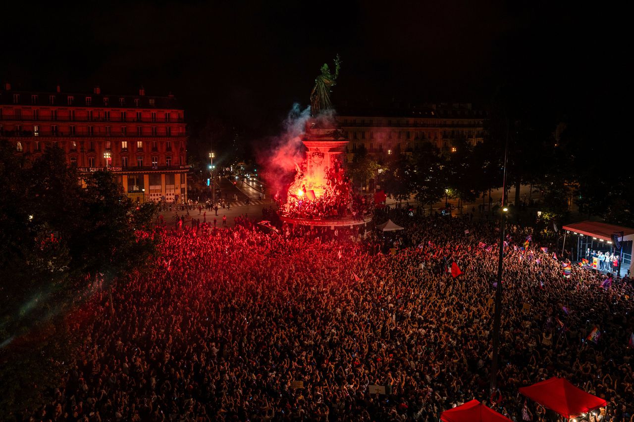 Radicaal-rechts officieel de grootste, duizenden demonstranten in Franse steden 